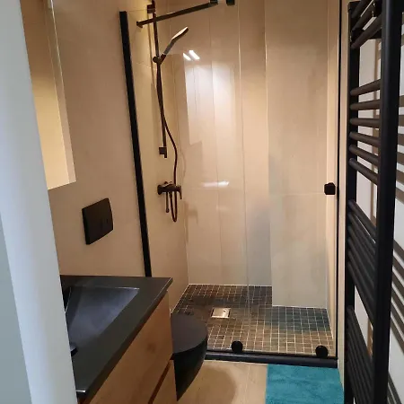 Premium Holidays - Charming Studio Sparrow Near The Beach Of